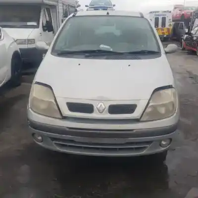 Здавання транспортного засобу renault                                            scenic (ja..)                                                                                                                                                                                                                                              k4m701 року 1999 потужний 