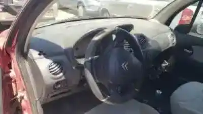 Veículo de Sucata citroen c3 8hy do ano 2002 alimentado 