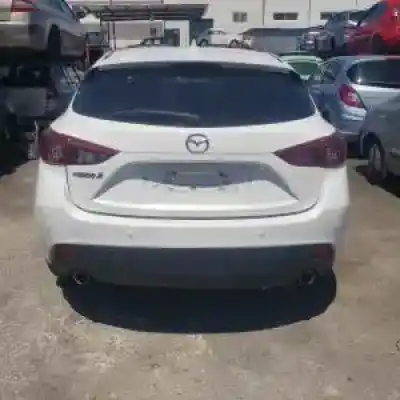 Veicolo di demolizione mazda 3 (bm/bn) sh01 dell'anno 2013 alimentato 