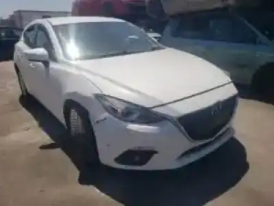 Veicolo di demolizione mazda 3 (bm/bn) sh01 dell'anno 2013 alimentato 