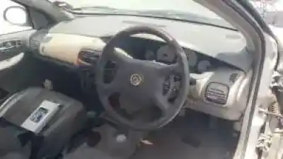 Véhicule à la ferraille chrysler neon (pl) ecb de l'année 1999 alimenté 