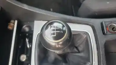 Veículo de Sucata audi a4 berlina (8e) avf.awx do ano 2001 alimentado 