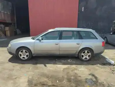 Здавання транспортного засобу audi a6 avant (4b5) ake.aym.bfc року 2001 потужний 