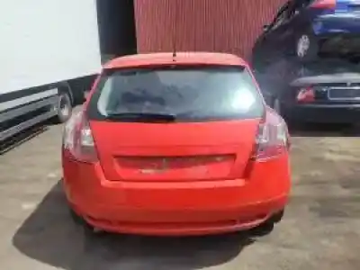 Veicolo di demolizione fiat stilo (192) g/ 182b6000 dell'anno 2001 alimentato 