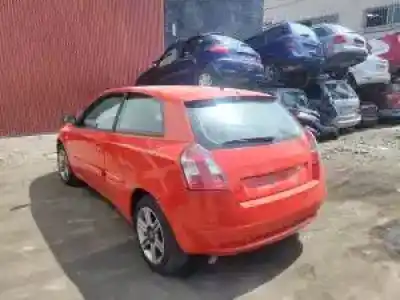 Veicolo di demolizione fiat stilo (192) g/ 182b6000 dell'anno 2001 alimentato 