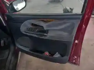 Scrapping Vehicle ford galaxy (vy) e5sb of the year 2000 powered 