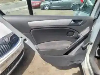 Véhicule à la ferraille volkswagen golf vi (5k1) cayc de l'année 2010 alimenté 