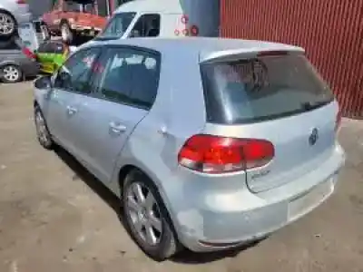 Véhicule à la ferraille volkswagen golf vi (5k1) cayc de l'année 2010 alimenté 