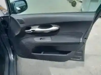 Scrapping Vehicle toyota auris (_e15_) 2.0 d-4d (ade150_) of the year 2007 powered 1