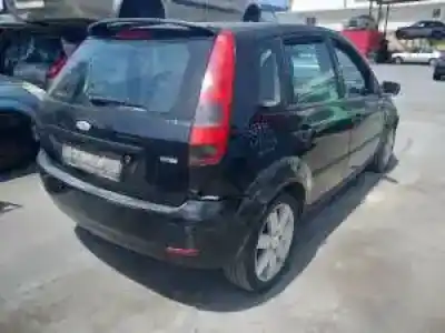 Veículo de Sucata ford fiesta (cbk) f6ja.f6jb do ano 2002 alimentado 