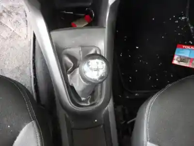 Veicolo di demolizione citroen c3 8hzdv4td.8hrdv4c.8hz.8hr.8h01 dell'anno 2011 alimentato 