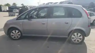 Veículo de Sucata opel meriva d-y17dt do ano 2003 alimentado 