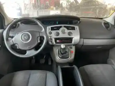 Здавання транспортного засобу renault scénic ii (jm0/1_) 2.0 (jm05, jm0u, jm1n, jm1u, jm2v) року 2006 потужний 