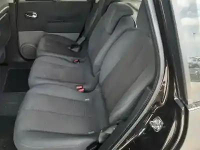 Здавання транспортного засобу renault scénic ii (jm0/1_) 2.0 (jm05, jm0u, jm1n, jm1u, jm2v) року 2006 потужний 