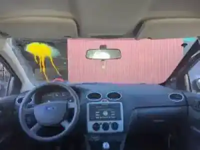 Veicolo di demolizione ford focus berlina (cap) d/g8da dell'anno 2004 alimentato 