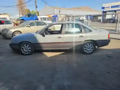 Здавання транспортного засобу opel vectra a c16nz року 1988 потужний 