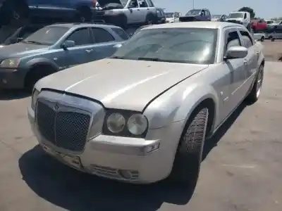 Scrapping Vehicle CHRYSLER 300 C  of the year 2004 powered 
