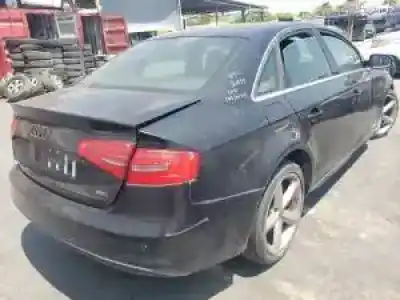 Veículo de Sucata audi a4 berlina (b8) cjca do ano 2012 alimentado 