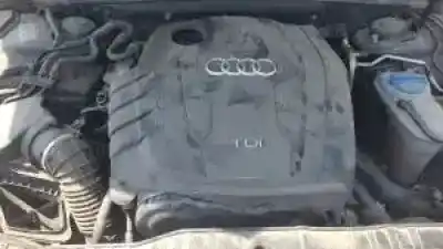 Veículo de Sucata audi a4 berlina (b8) cjca do ano 2012 alimentado 