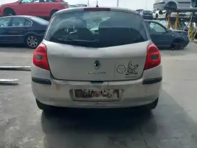 Scrapping Vehicle renault clio iii k4m800.k4m801.k4mc8 of the year 2005 powered 