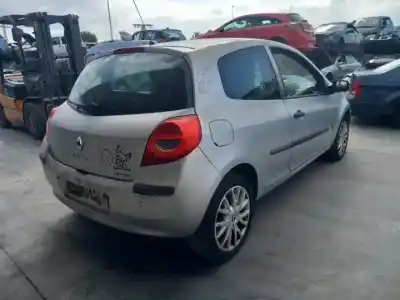 Scrapping Vehicle renault clio iii k4m800.k4m801.k4mc8 of the year 2005 powered 