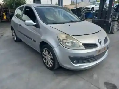 Scrapping Vehicle renault clio iii k4m800.k4m801.k4mc8 of the year 2005 powered 