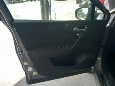 Здавання транспортного засобу renault captur ii h4d450 року 2019 потужний 