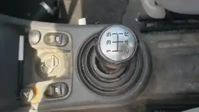 Veículo de Sucata citroen c3 kfv(tu3jp) do ano 2002 alimentado 