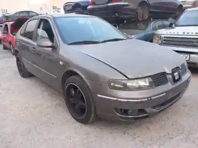 Scrapping Vehicle seat leon (1m1) d-alh of the year 2002 powered 