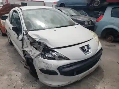 Veicolo di demolizione peugeot 207 d-8hz dell'anno 2006 alimentato 