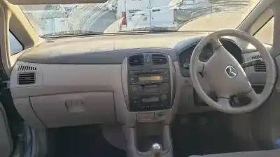 Здавання транспортного засобу mazda premacy (cp) fs7e.fs7g року 2002 потужний 