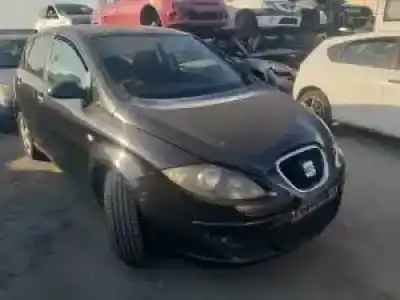 Scrapping Vehicle seat altea (5p1) 2.0 tdi 16v of the year 2004 powered 