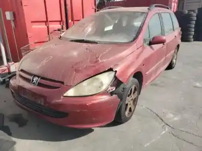 Veicolo di demolizione PEUGEOT 307 BREAK / SW (S1)  dell'anno 2002 alimentato 