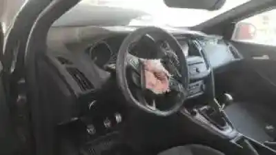 Veículo de Sucata ford focus lim. xwdb.xwdd.xwda.xwdc.xwde do ano 2016 alimentado 