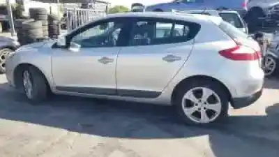 Veículo de Sucata renault megane iii berlina 5 p k4m858 do ano 2008 alimentado 