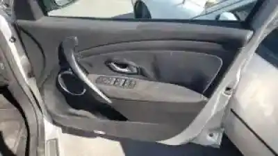 Veículo de Sucata renault megane iii berlina 5 p k4m858 do ano 2008 alimentado 