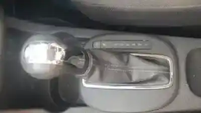 Veicolo di demolizione opel corsa d a14xer dell'anno 2010 alimentato 