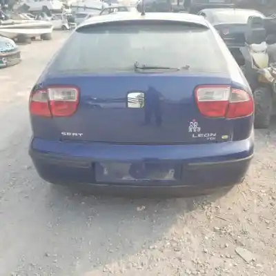 Здавання транспортного засобу seat leon (1m1) d-asv року 2002 потужний 