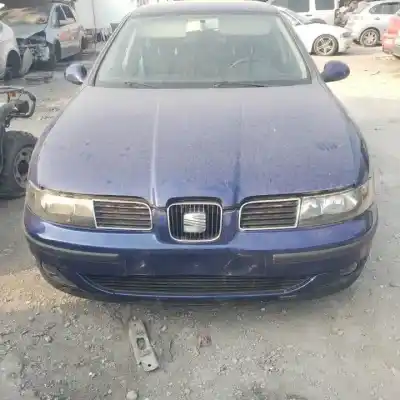 Здавання транспортного засобу seat leon (1m1) d-asv року 2002 потужний 