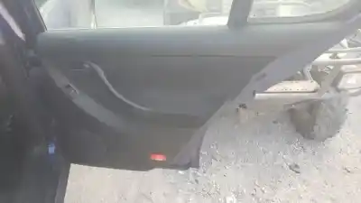 Здавання транспортного засобу seat leon (1m1) d-asv року 2002 потужний 