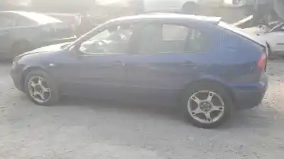 Здавання транспортного засобу seat leon (1m1) d-asv року 2002 потужний 