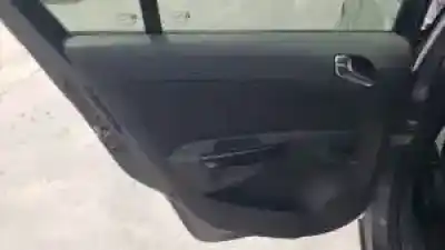 Veicolo di demolizione opel corsa d a14xer dell'anno 2010 alimentato 