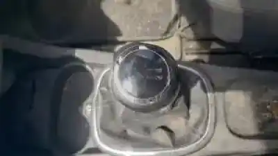 Veicolo di demolizione opel corsa d a14xer dell'anno 2010 alimentato 