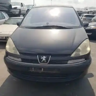 Vehicul casat peugeot 807 rhm.rhmdw10ated4 al anului 2004 alimentat 
