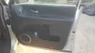 Veículo de Sucata renault espace iv (jk0) m9r740.m9r750.m9r815 do ano 2002 alimentado 