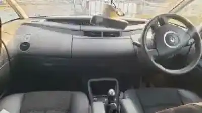 Veículo de Sucata renault espace iv (jk0) m9r740.m9r750.m9r815 do ano 2002 alimentado 