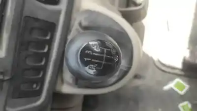 Здавання транспортного засобу renault master ii phase 2 combi g9u650 року 2006 потужний 