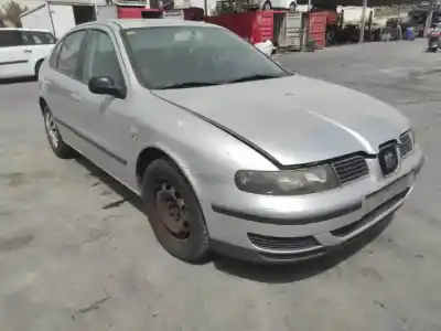 Здавання транспортного засобу seat leon (1m1) akl року 1999 потужний 