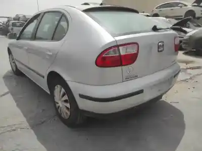 Здавання транспортного засобу seat leon (1m1) akl року 1999 потужний 