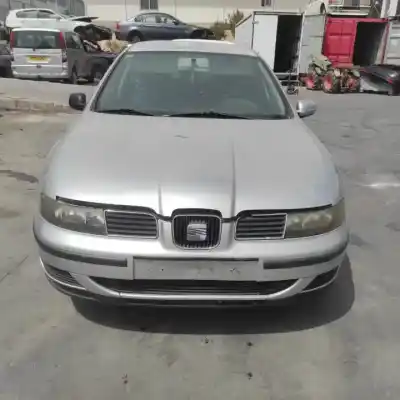 Здавання транспортного засобу seat leon (1m1) akl року 1999 потужний 